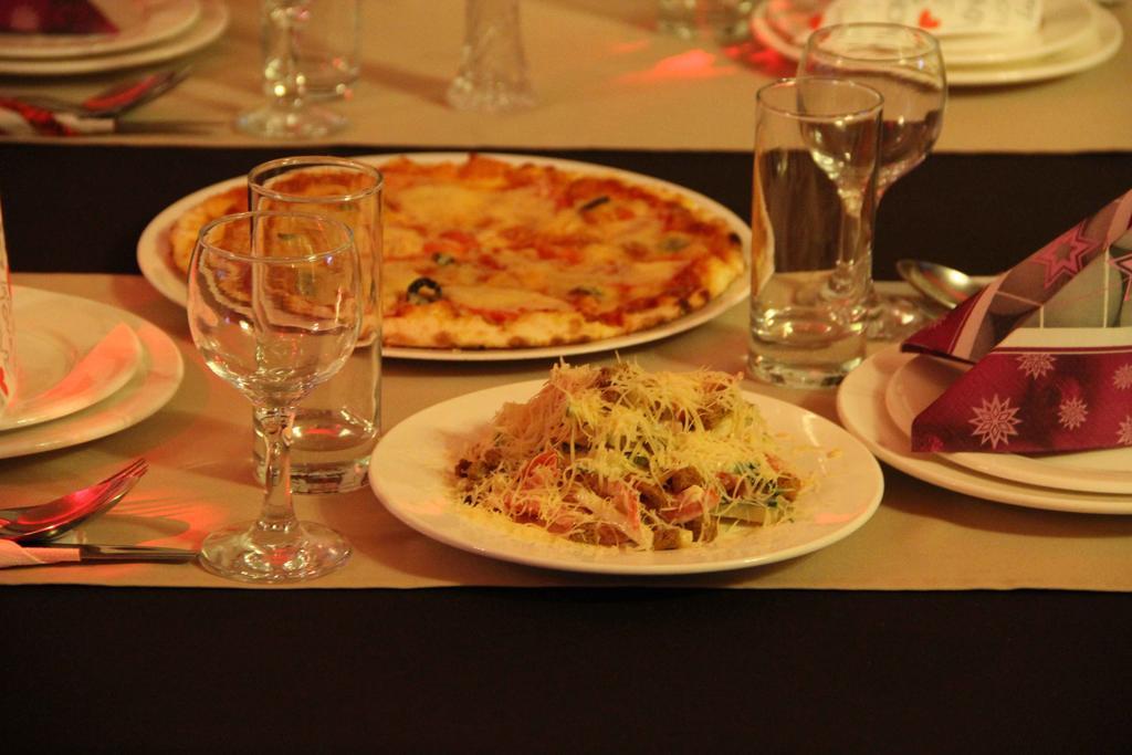 Astina Hotel Astana Buitenkant foto