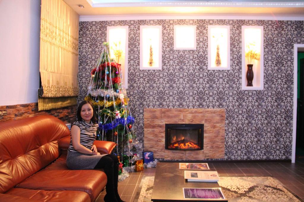 Astina Hotel Astana Buitenkant foto